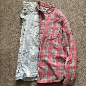 Old Navy Women’s Bundle of 2 Flannel Long Sleeve Shirts